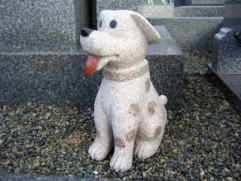 犬ー石彫刻A